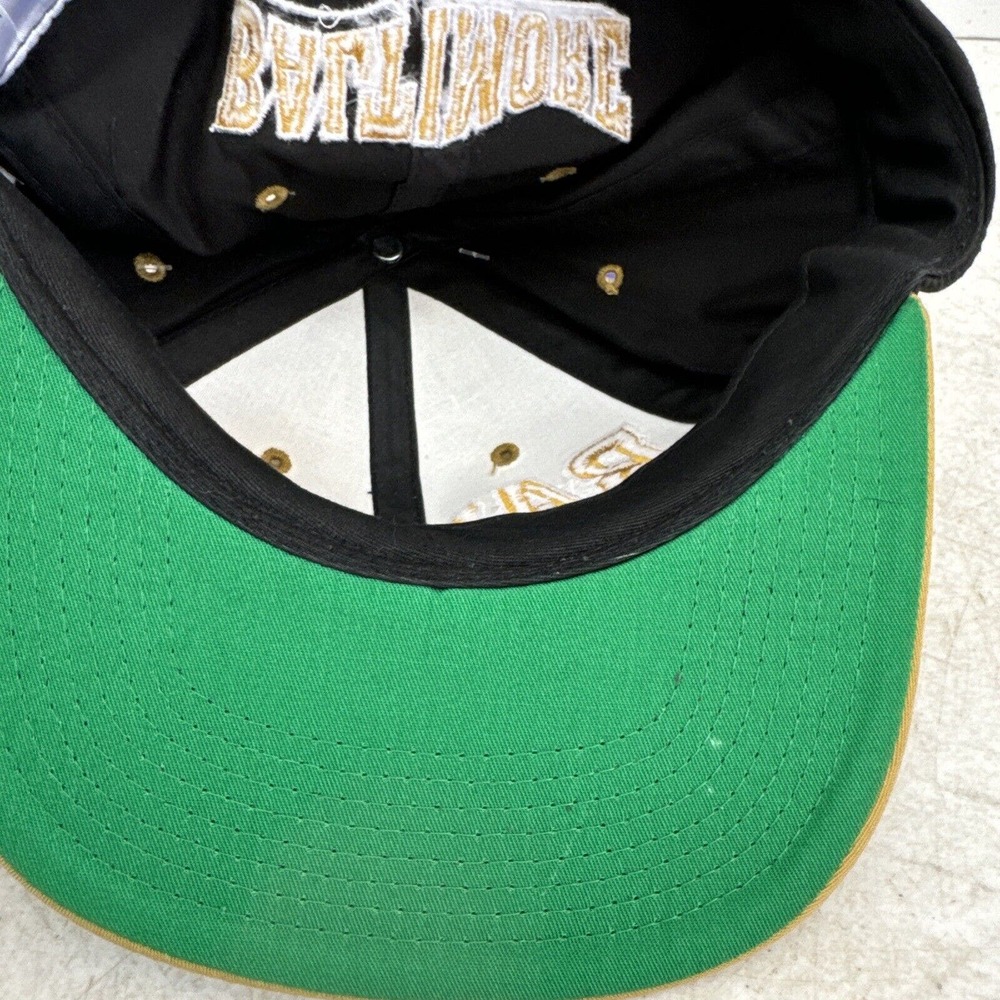 Youth Black and Gold Vintage Baltimore Ravens Two-Tone Snapback Hat - Picture 11 of 11